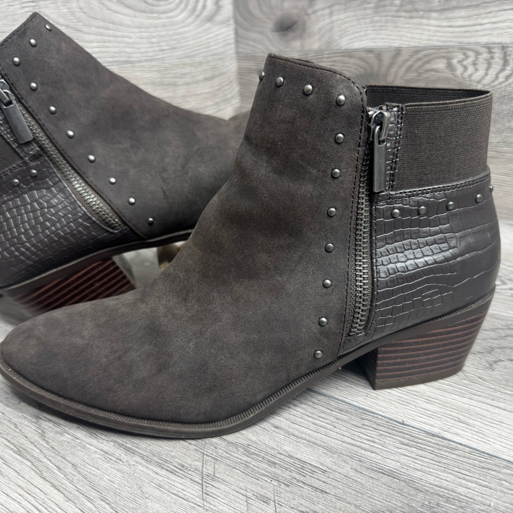 Market & Spruce Dark Gray Ankle Boots
